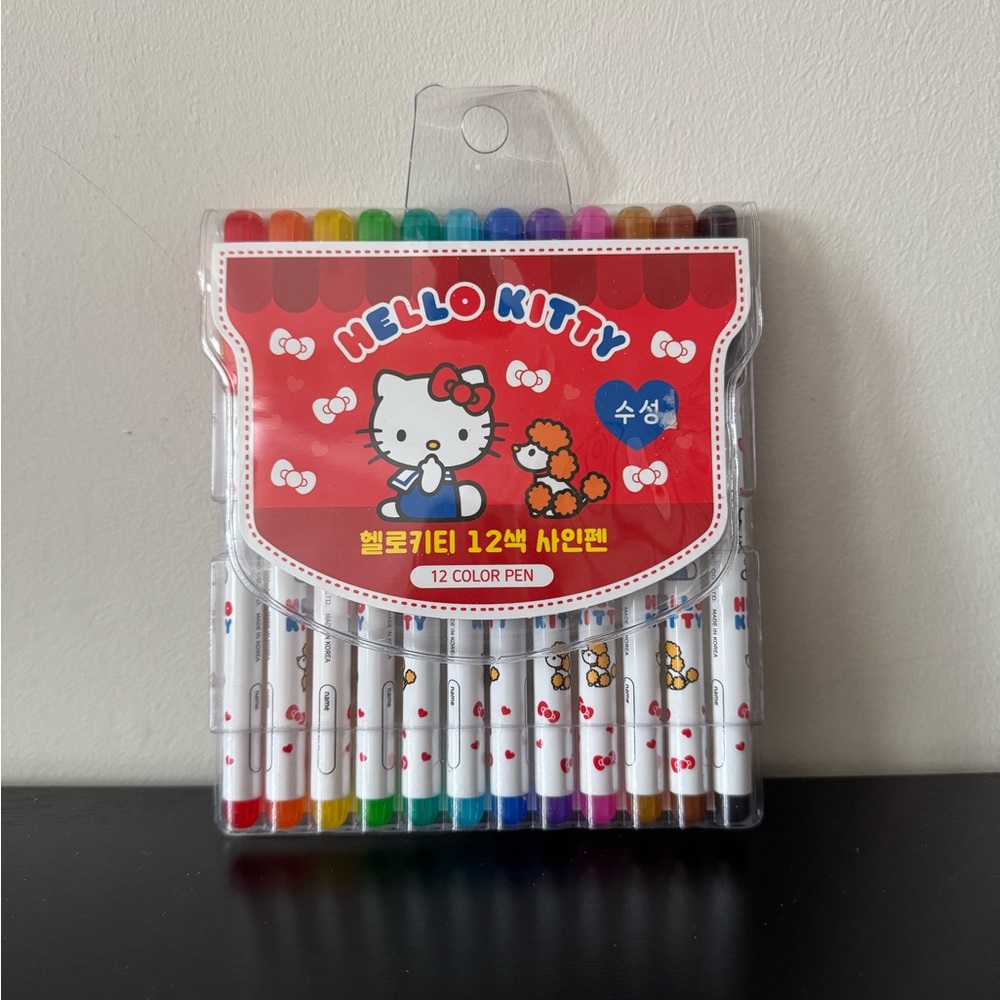 Hello Kitty 12 piece marker set
